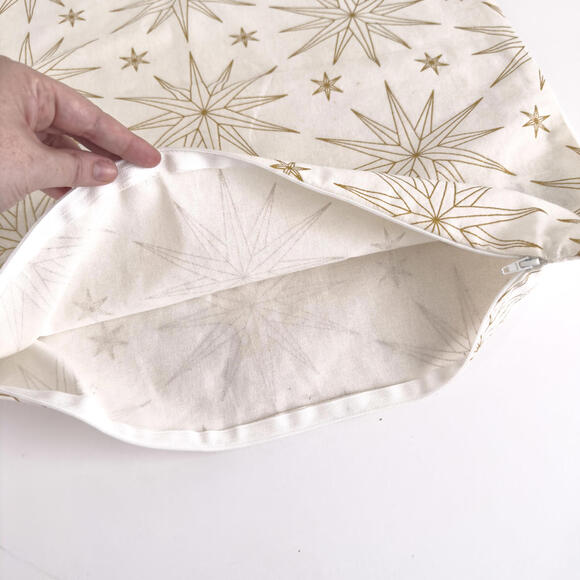 H&M Home Gold Mid Centery Modern Star Pattern Pillow Cover 20 x 20 - Picture 2 of 5